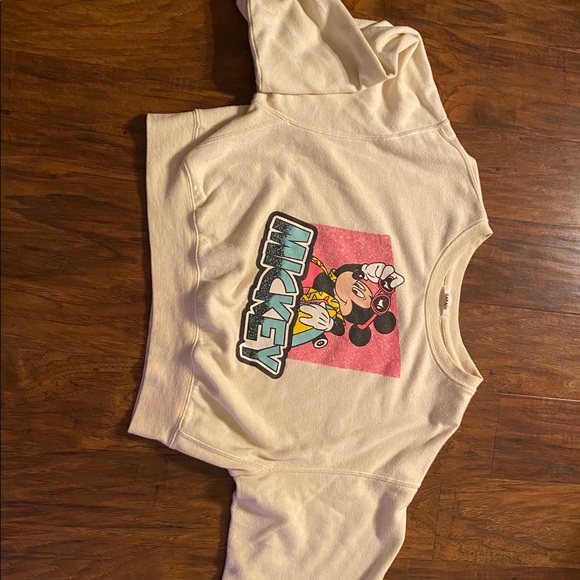 Cute garage crop top - Picture 2 of 6